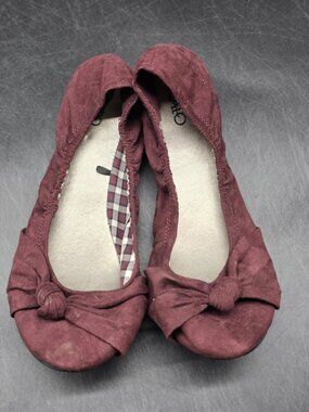 Cato Shoes Womens Size 9W Red Faux Suede Ballet Flats Bow Slip On Casual Stains